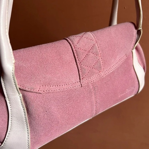 Elegant Pink Designer Shoulder Bag - Picture 4 of 5
